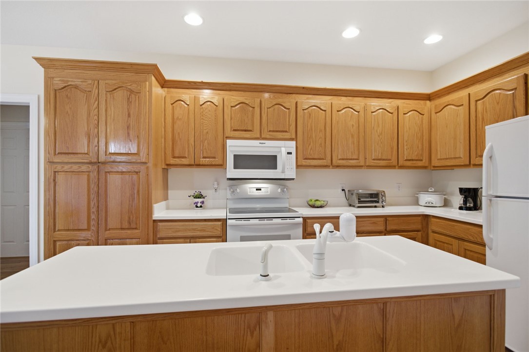 133 South Port Drive Seneca, SC 29672 - Photo 13 of 48