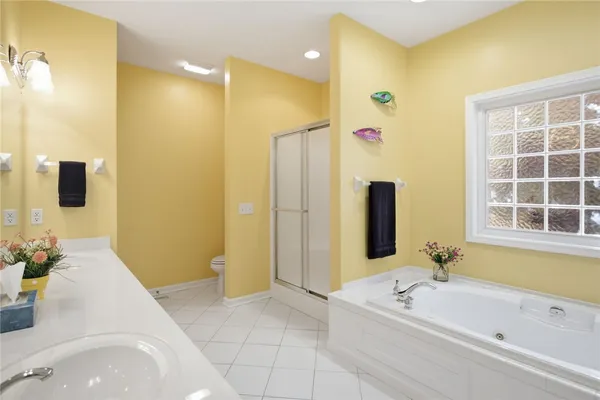 $475,000 | 133 South Port Drive, Seneca, SC 29672