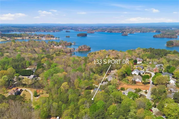 $475,000 | 133 South Port Drive, Seneca, SC 29672