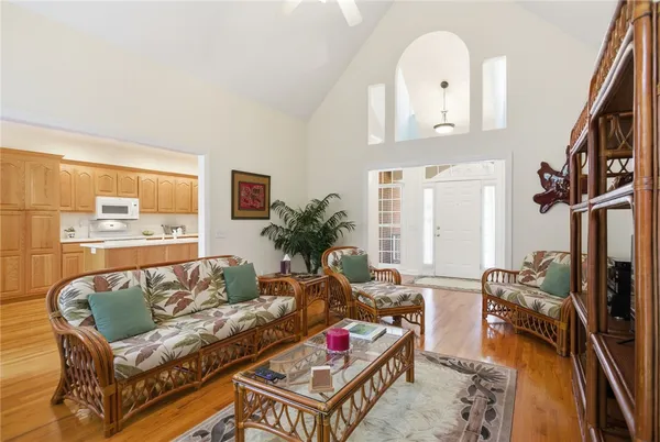 $475,000 | 133 South Port Drive, Seneca, SC 29672