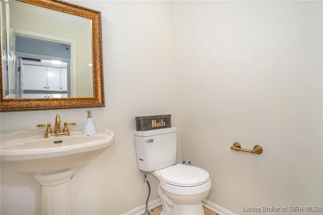 $565,000 | 6103 Pebble Creek Cove, Floyds Knobs, IN 47119