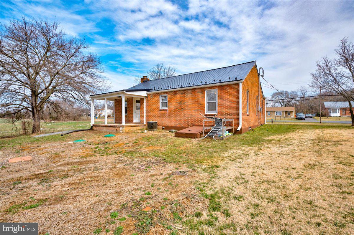 16061 Spielman Road Williamsport, MD 21795 - Photo 7 of 42