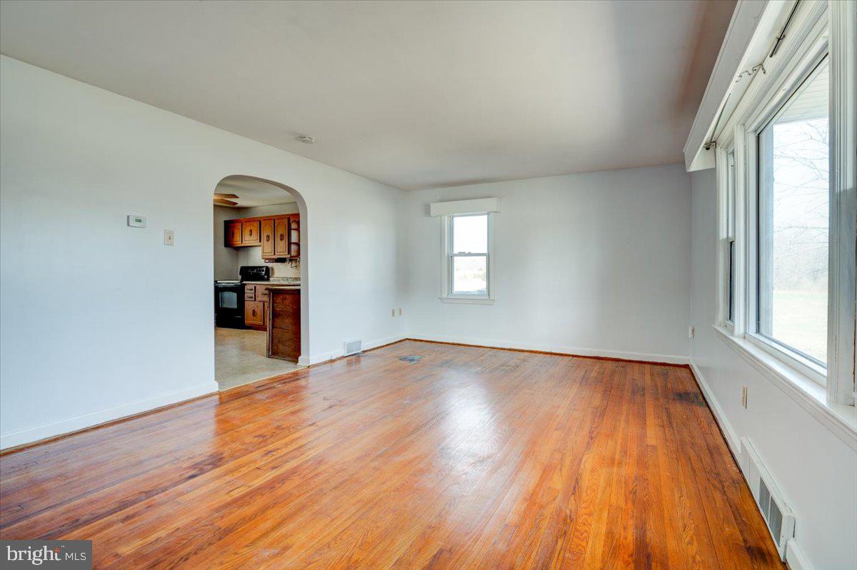 16061 Spielman Road Williamsport, MD 21795 - Photo 9 of 42