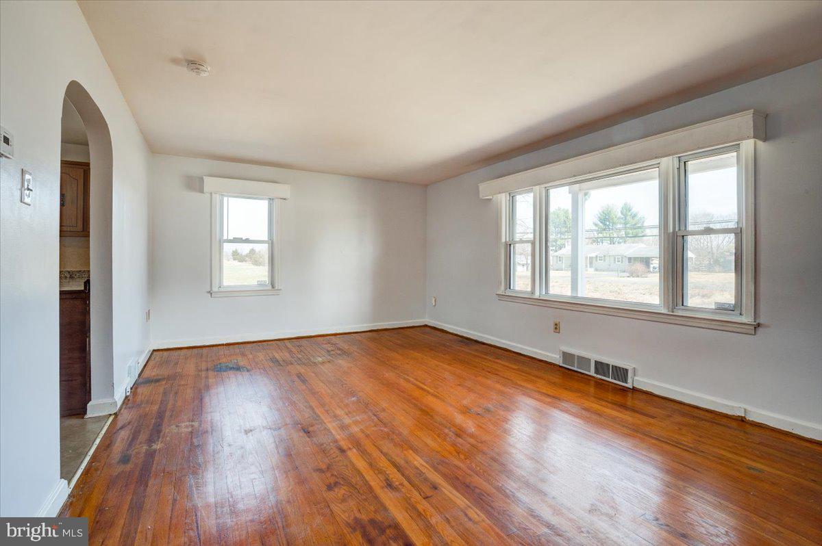 16061 Spielman Road Williamsport, MD 21795 - Photo 10 of 42