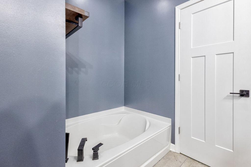 11901 Dunham Road Mount Vernon, OH 43050 - Photo 23 of 50 21