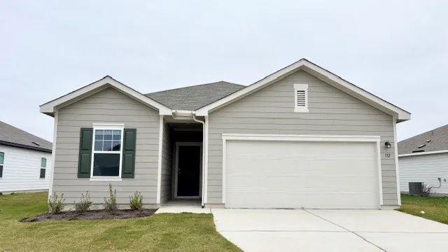 $2,195 | 132 Rother Place, Taylor, TX 76574
