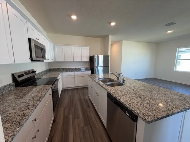 $2,195 | 132 Rother Place, Taylor, TX 76574