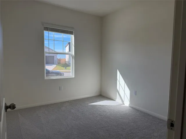 $2,195 | 132 Rother Place, Taylor, TX 76574