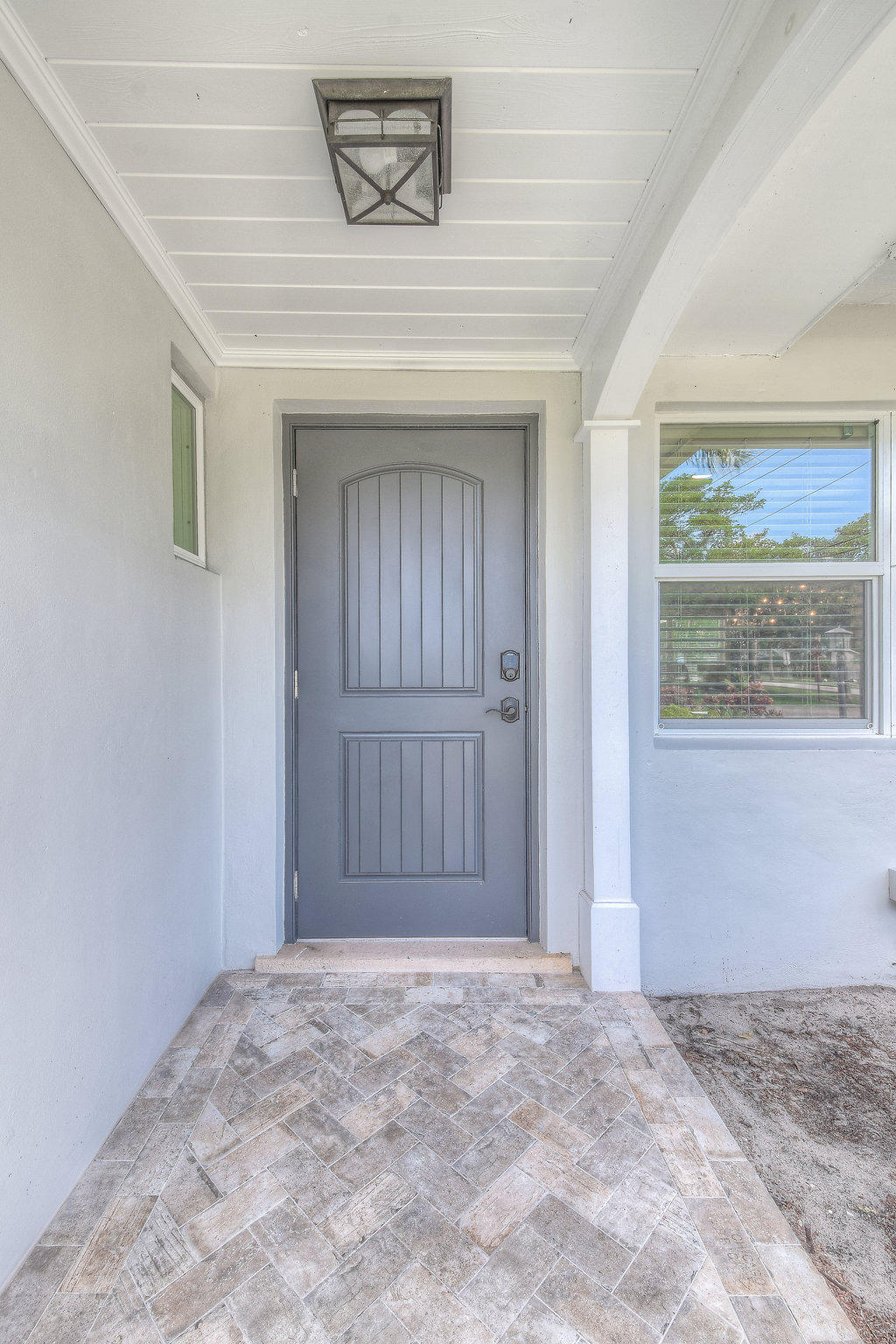 380 Franklin Road Tequesta, FL 33469 - Photo 3 of 36 380FranklinRoad_07