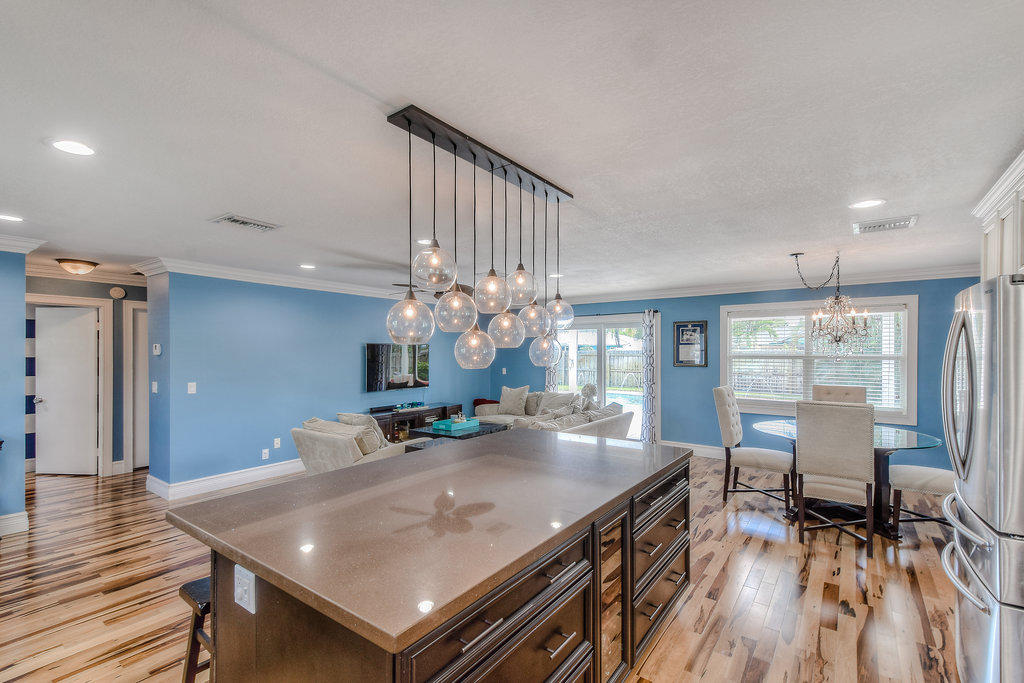380 Franklin Road Tequesta, FL 33469 - Photo 7 of 36 380FranklinRoad_11
