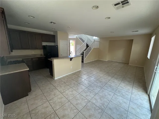 $2,600 | 972 Ambrosia Drive, Las Vegas, NV 89138