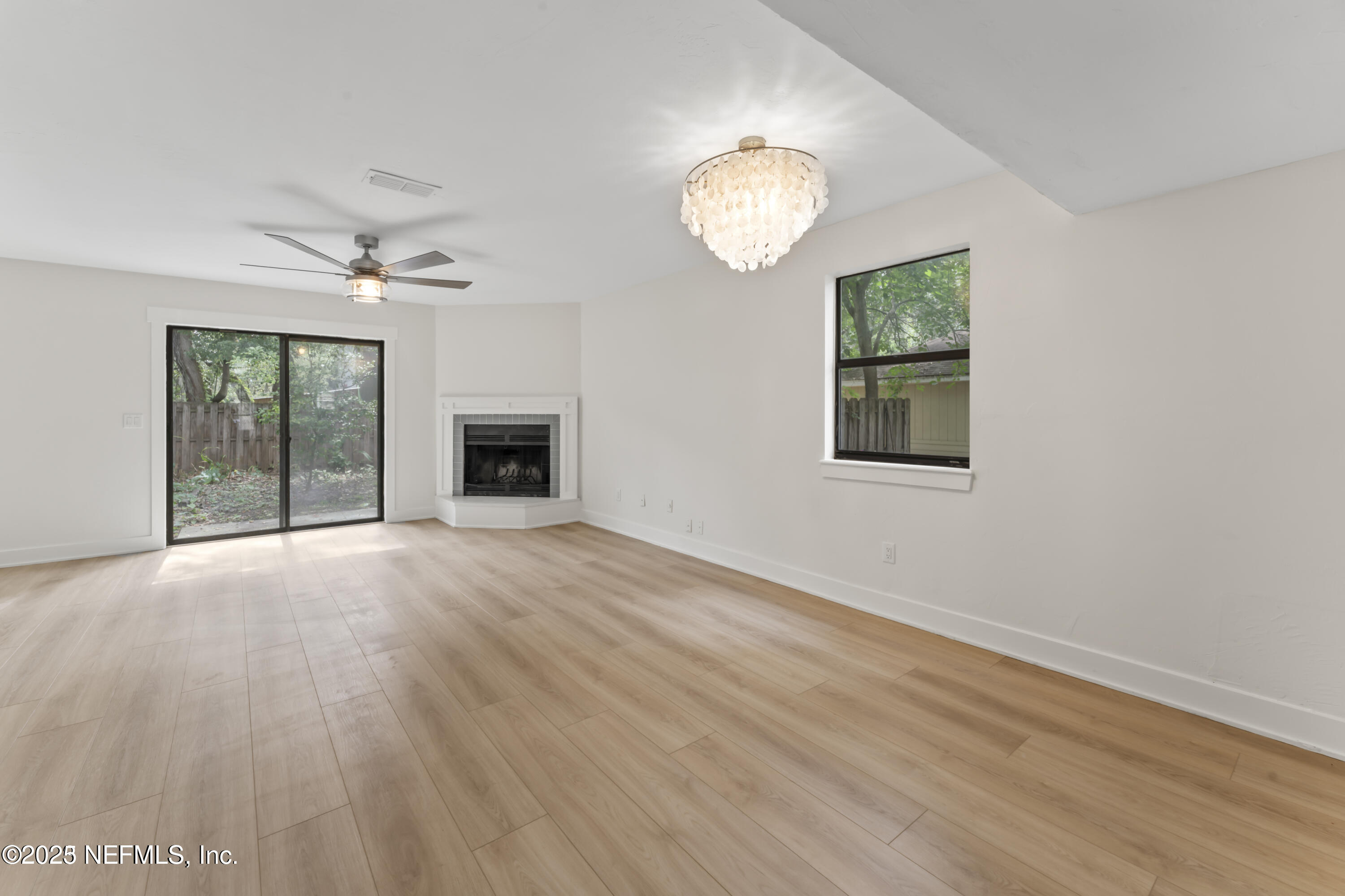 830 Main Street Atlantic Beach, FL 32233 - Photo 11 of 45 20230616023907486409000000-o