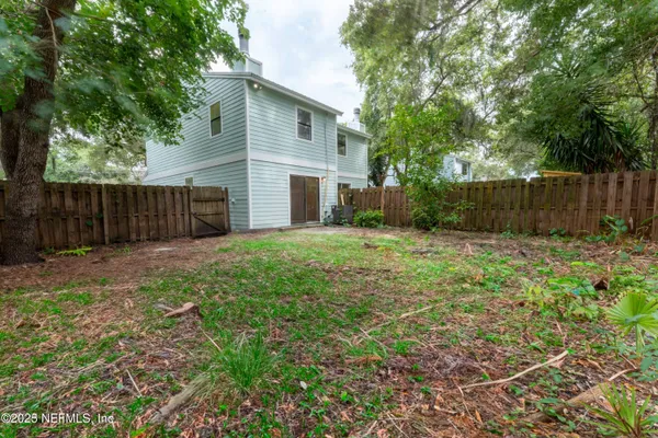 $2,500 | 830 Main Street, Atlantic Beach, FL 32233