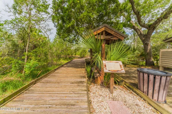 $2,500 | 830 Main Street, Atlantic Beach, FL 32233