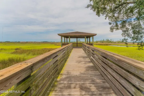 $2,500 | 830 Main Street, Atlantic Beach, FL 32233