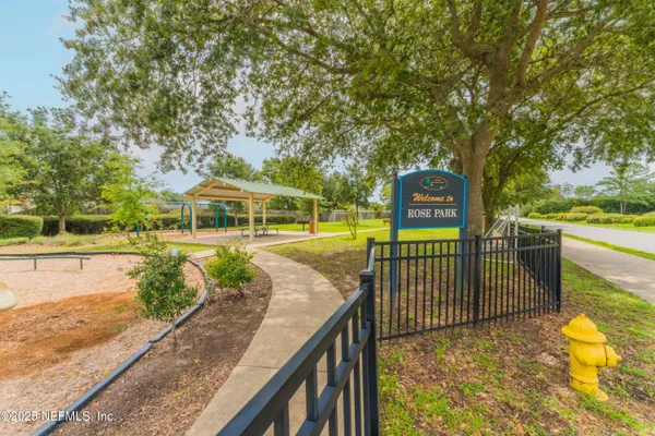 $2,500 | 830 Main Street, Atlantic Beach, FL 32233