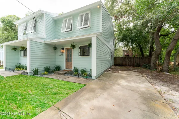 $2,500 | 830 Main Street, Atlantic Beach, FL 32233