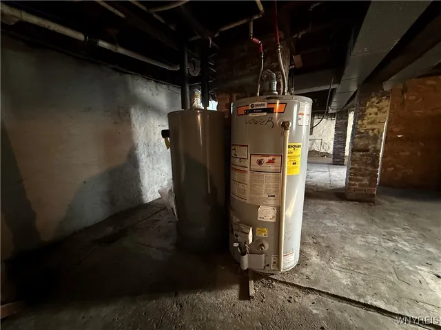 $174,990 | 172 Austin Street, Buffalo, NY 14207