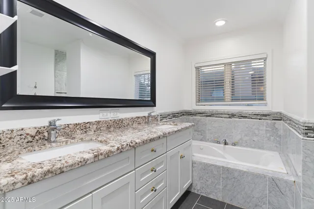 $1,300,000 | 5328 East Pinchot Avenue, Phoenix, AZ 85018