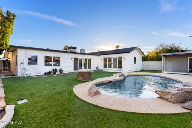 $1,300,000 | 5328 East Pinchot Avenue, Phoenix, AZ 85018