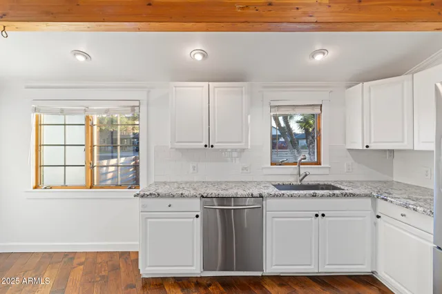 $1,300,000 | 5328 East Pinchot Avenue, Phoenix, AZ 85018