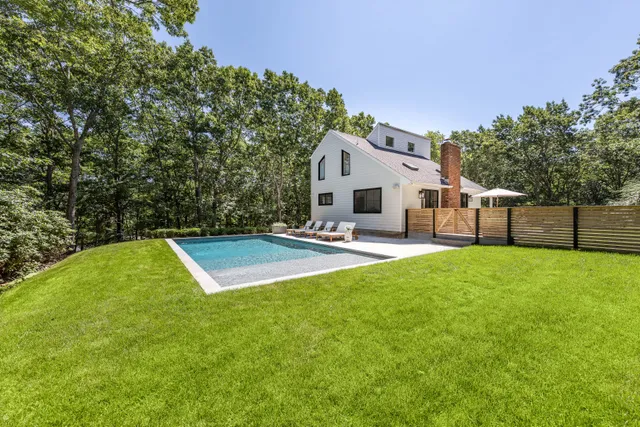 $40,000 | 4 Red Fox Lane, East Hampton, NY 11937