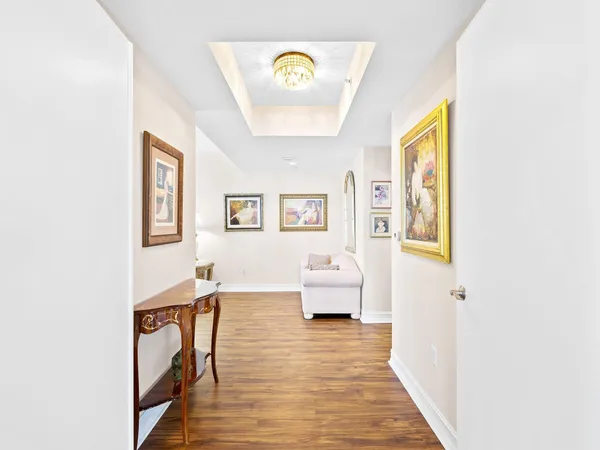 $10,500 | 715 Bayshore Drive, Unit 904, Fort Lauderdale, FL 33304