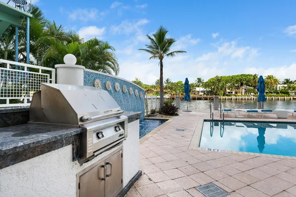 $10,500 | 715 Bayshore Drive, Unit 904, Fort Lauderdale, FL 33304