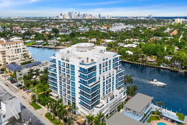 $10,500 | 715 Bayshore Drive, Unit 904, Fort Lauderdale, FL 33304