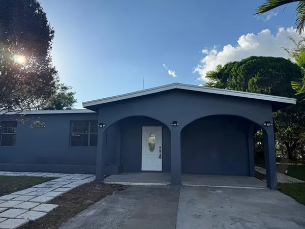 $4,200 | 4400 Southwest 36th Street, West Park, FL 33023
