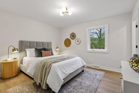 $899,000 | 3220 Aquila Lane South, St. Louis Park, MN 55426