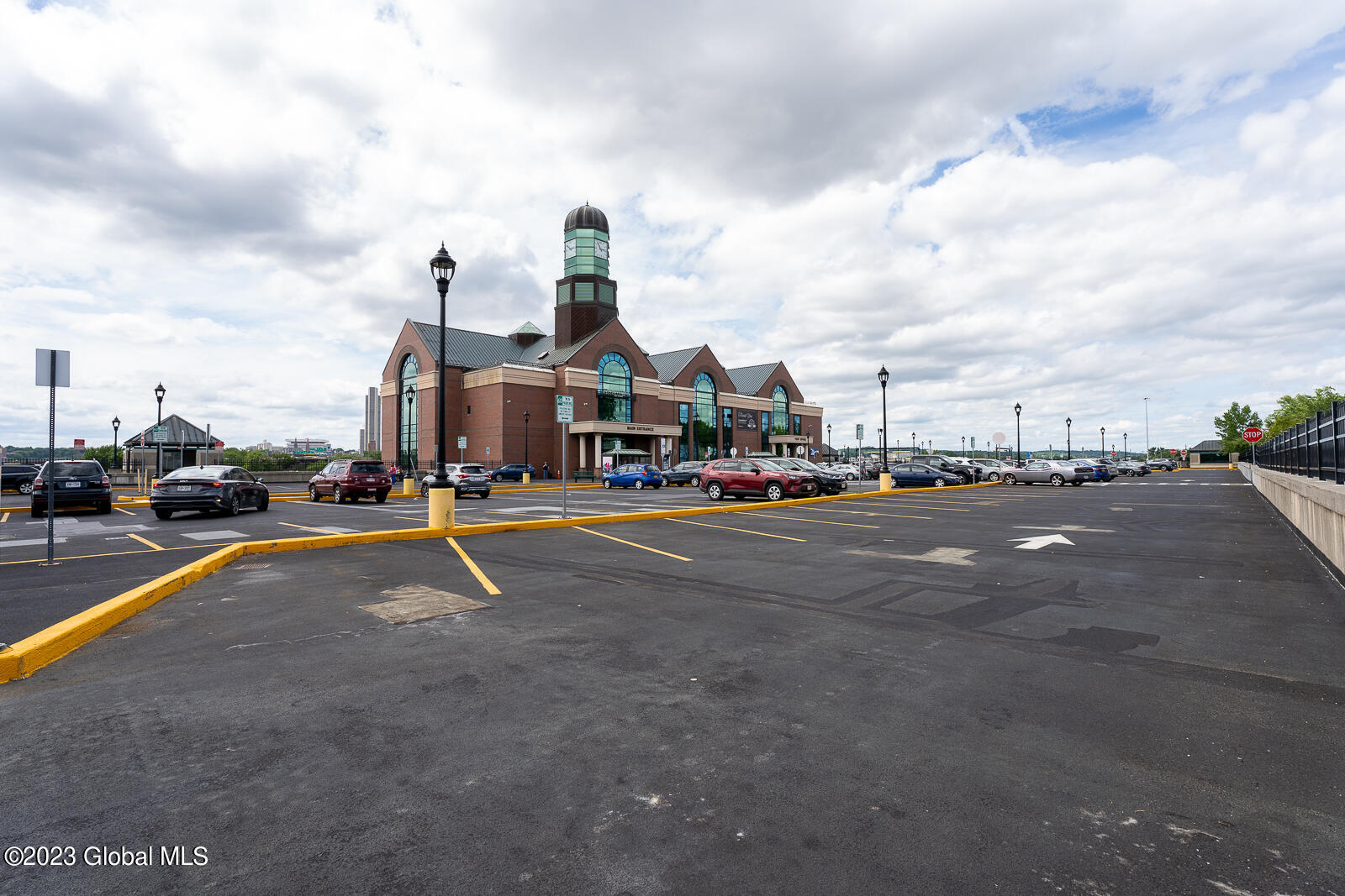 438 East Street Rensselaer, NY 12144 - Photo 2 of 32 DSC09511