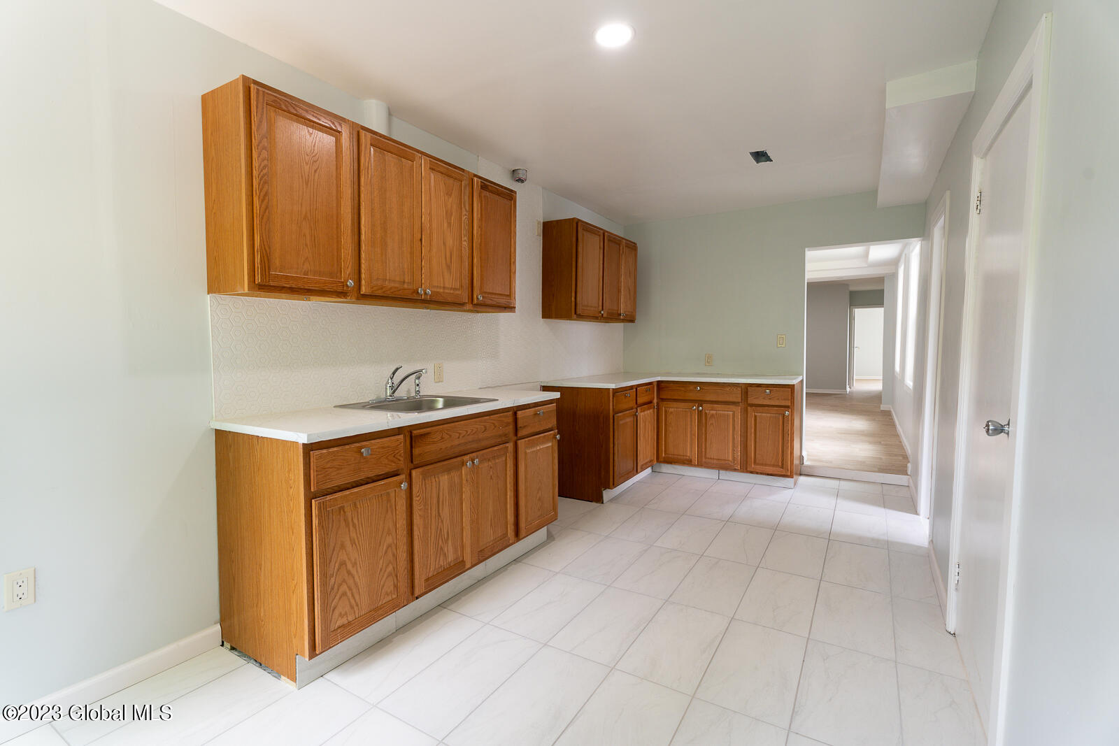 438 East Street Rensselaer, NY 12144 - Photo 25 of 32 DSC09410