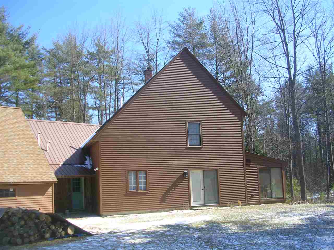 130 Old Bennington Road Peterborough, NH 03458 - Photo 2 of 40 Gallery Image 2