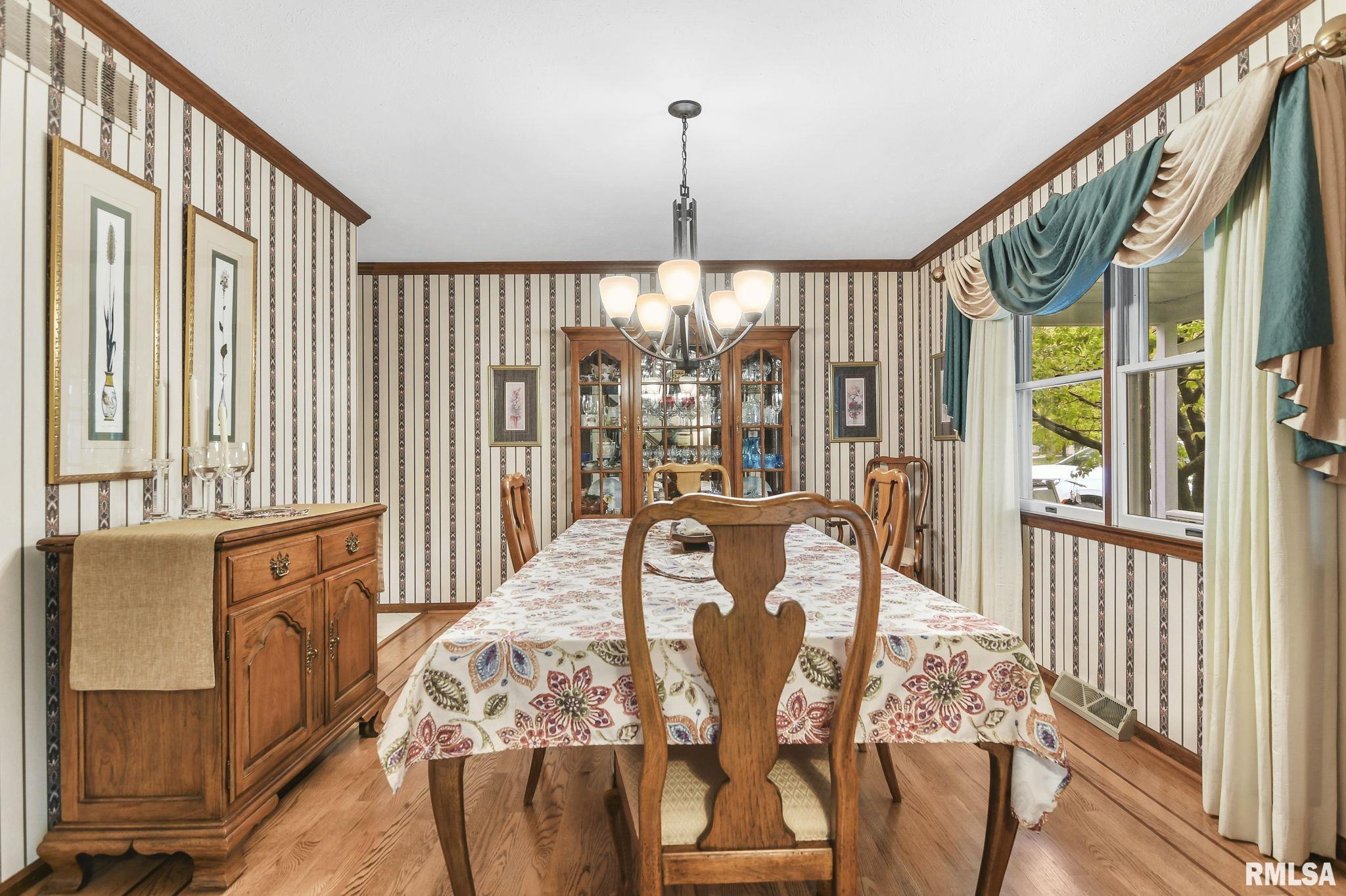 1713 Hunter Ridge Drive Springfield, IL 62704 - Photo 23 of 48 Gallery Image 23
