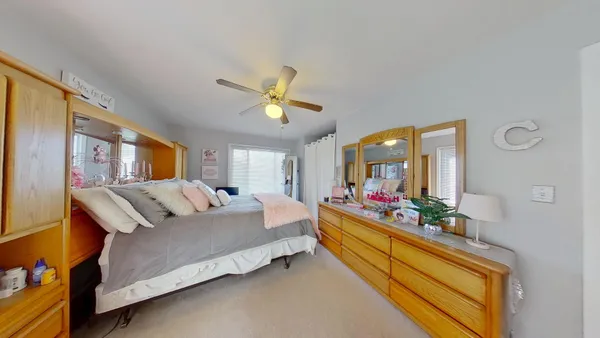 $245,000 | 772 Colorado Court, Unit 772, Carol Stream, IL 60188