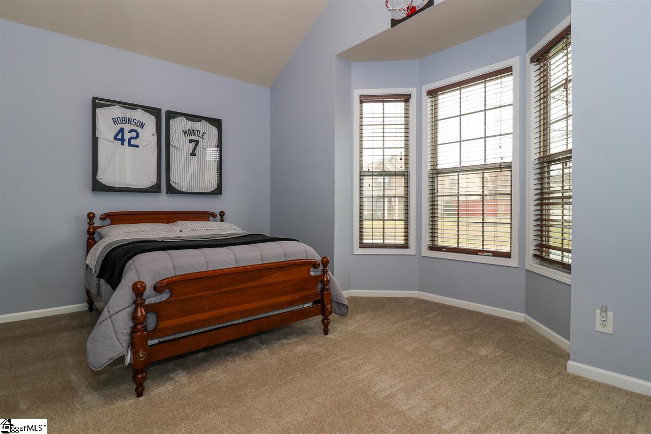 15 Salthouse Road Simpsonville, SC 29680 - Photo 5 of 36 Gallery Image 5