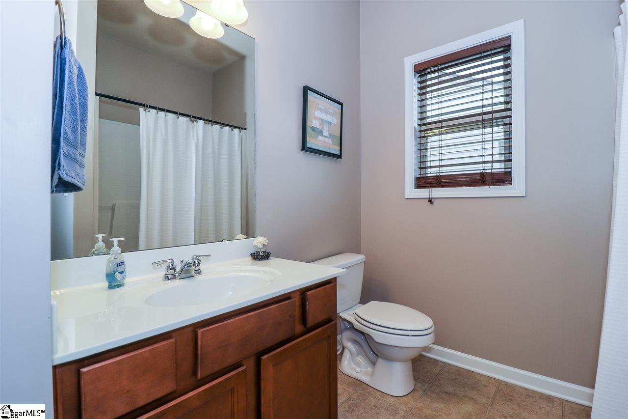 15 Salthouse Road Simpsonville, SC 29680 - Photo 7 of 36 Gallery Image 7