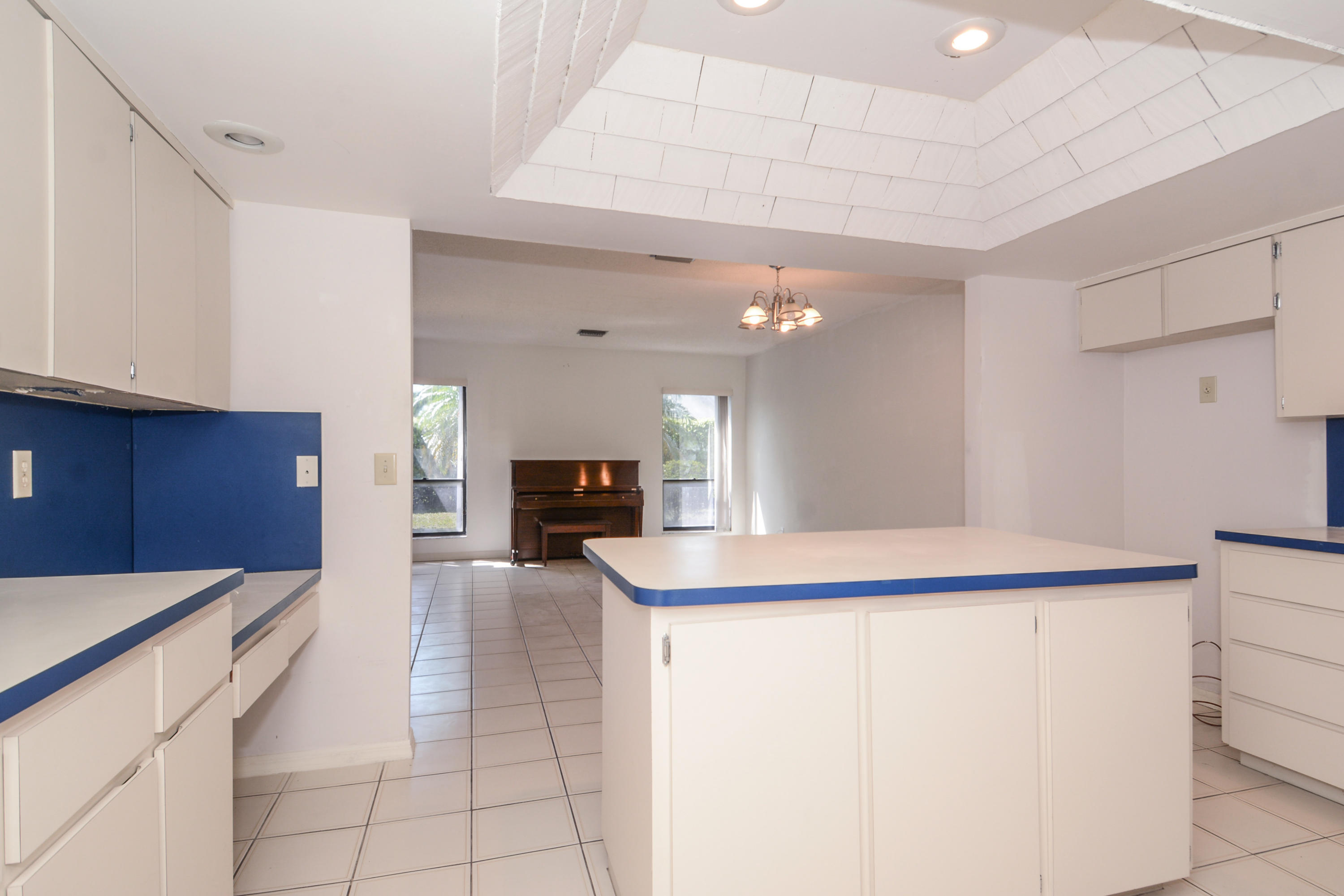 10330 185th Street South Boca Raton, FL 33498 - Photo 10 of 17 VHT-RX-10215940_2.jpg