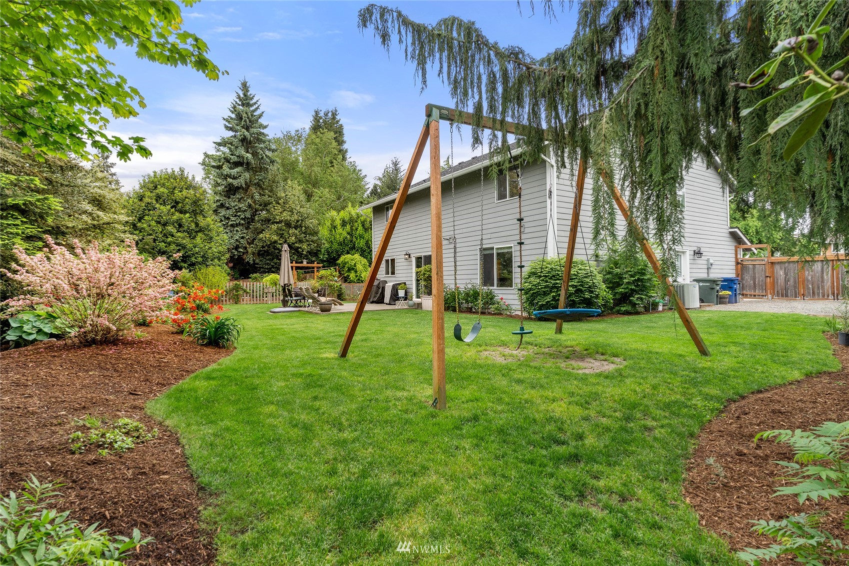 19215 90th Place Northeast Bothell, WA 98011 - Photo 31 of 39 Gallery Image 31