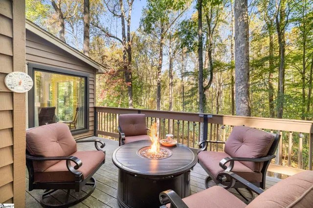 $700,000 | 301 Cardinal Drive, Greenville, SC 29609