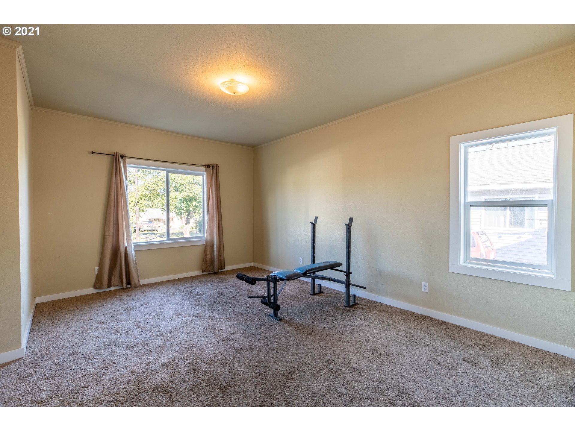 63767 Flanagan Road Coos Bay, OR 97420 - Photo 9 of 24 Gallery Image 9