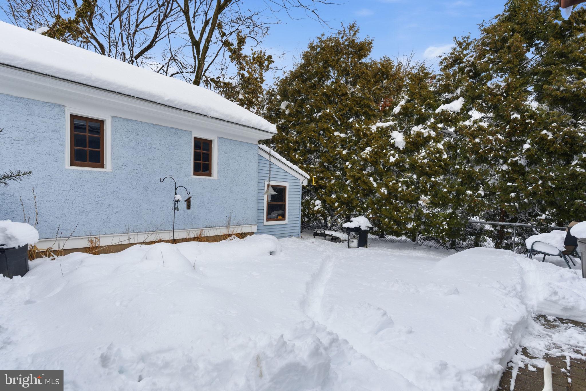 358 Oak Road Glenside, PA 19038 - Photo 4 of 44