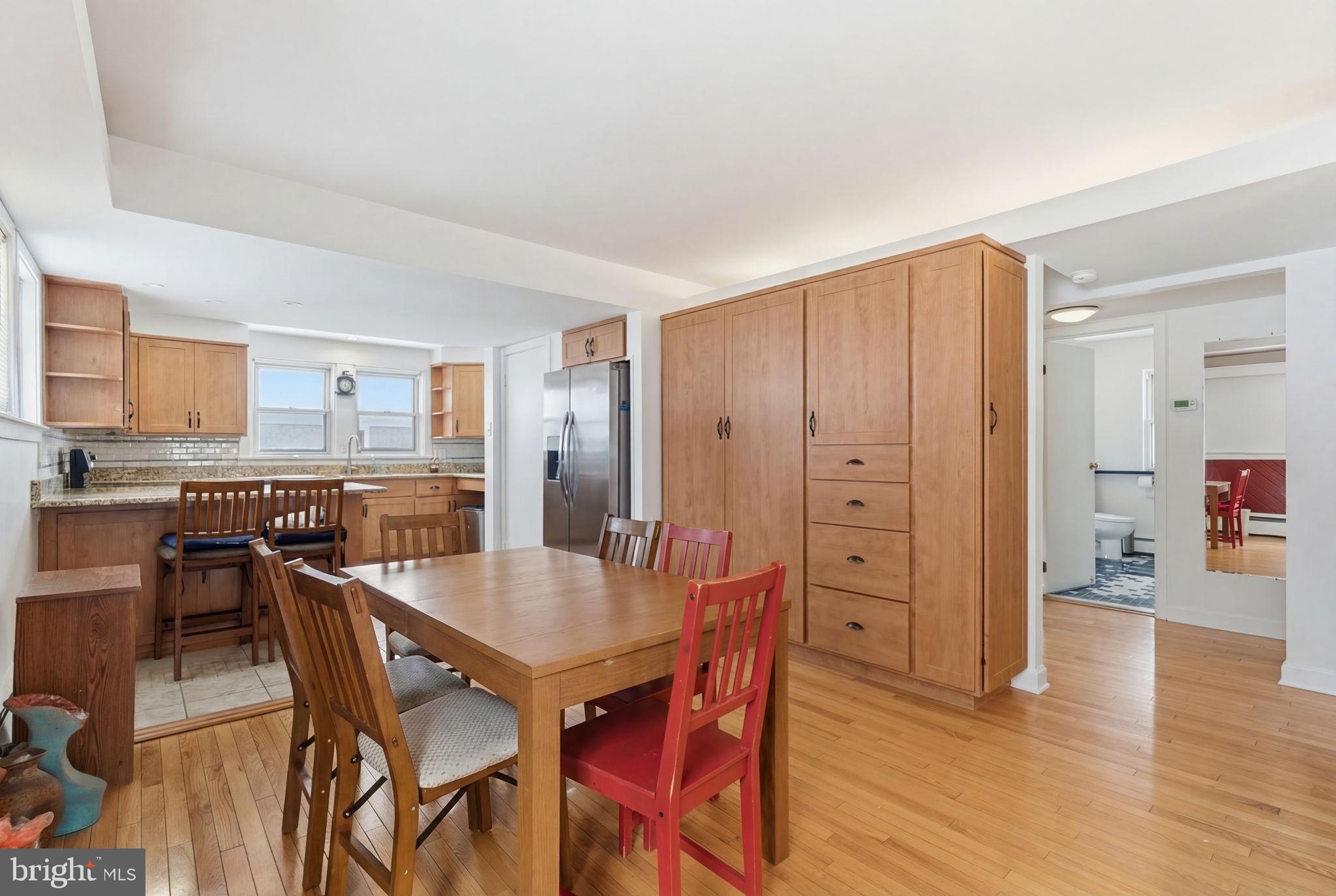 358 Oak Road Glenside, PA 19038 - Photo 10 of 44