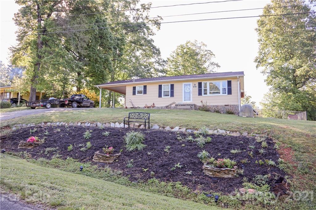 280 Griggs Road Old Fort, NC 28762 - Photo 22 of 30 Gallery Image 22