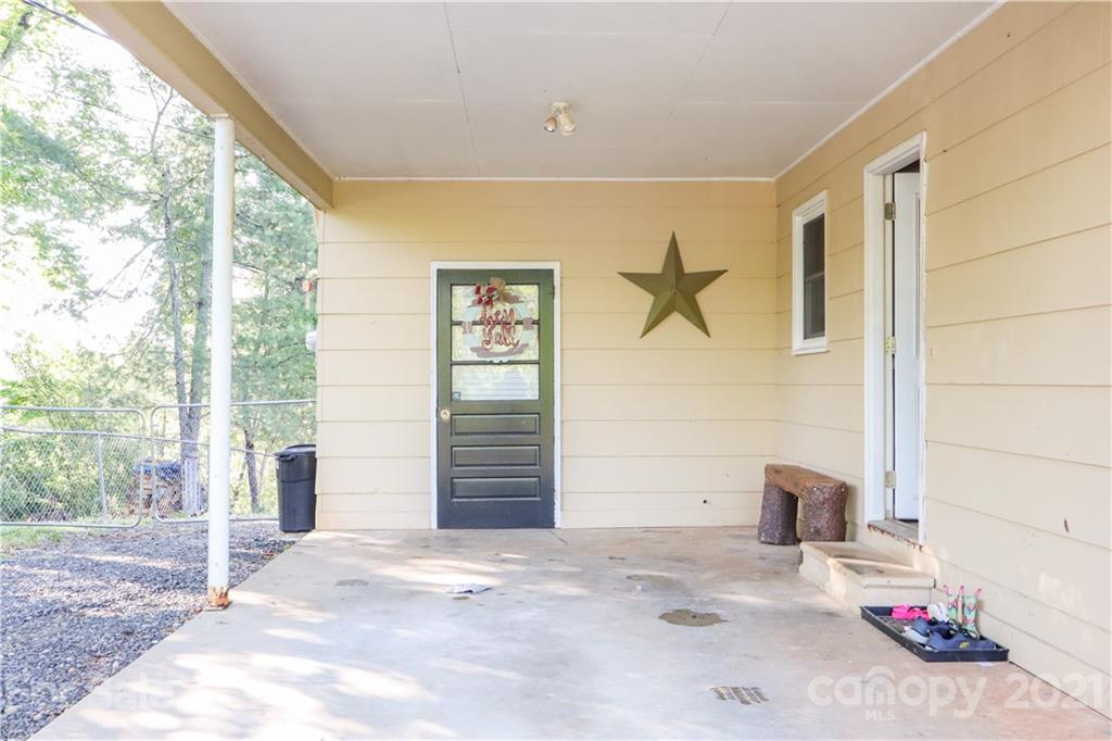 280 Griggs Road Old Fort, NC 28762 - Photo 23 of 30 Gallery Image 23