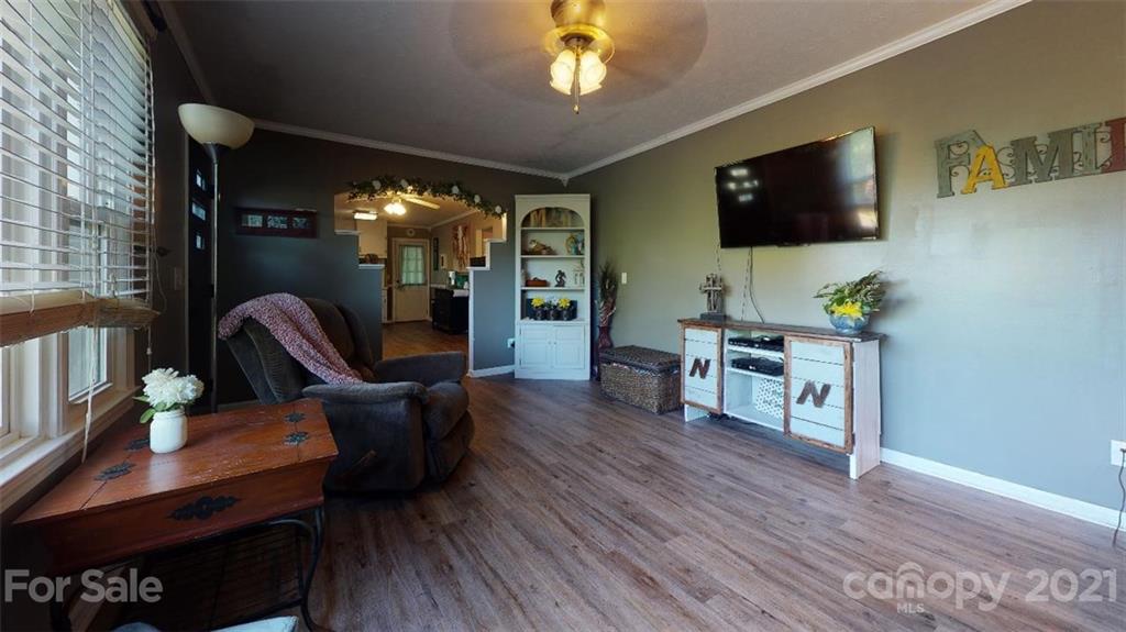280 Griggs Road Old Fort, NC 28762 - Photo 6 of 30 Gallery Image 6
