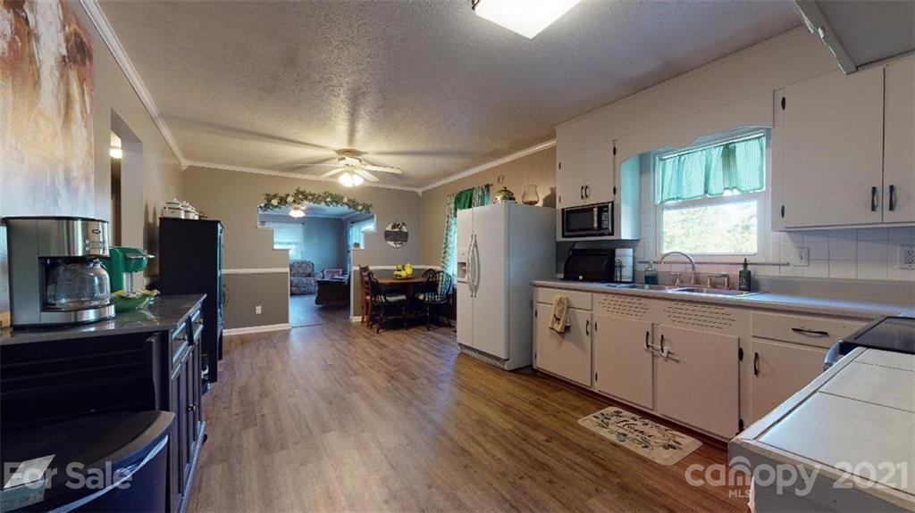 280 Griggs Road Old Fort, NC 28762 - Photo 8 of 30 Gallery Image 8