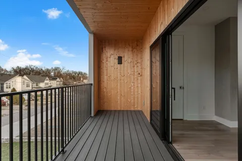 $1,699,999 | 547 B Moore Avenue, Nashville, TN 37203