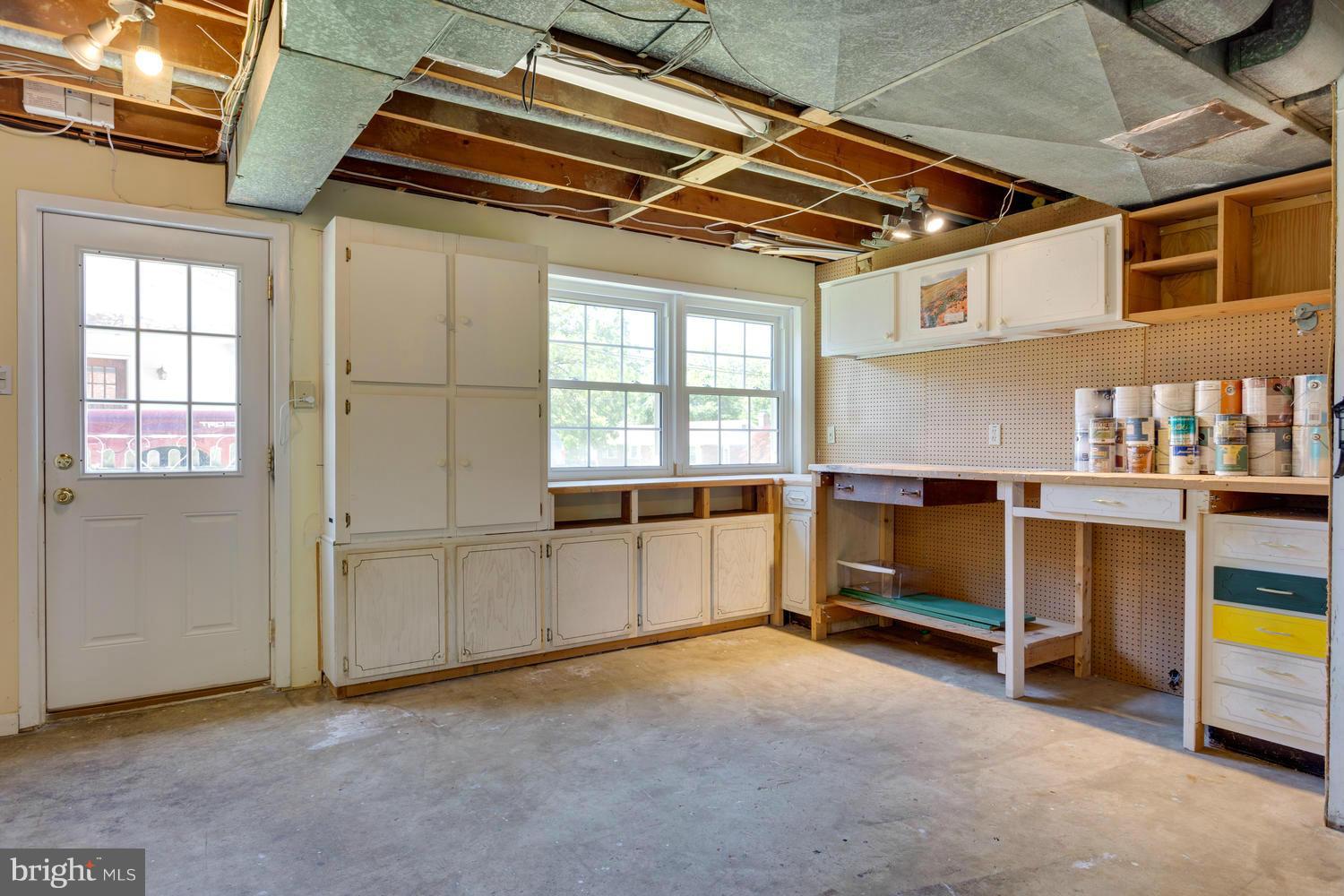 6003 Meriwether Lane Springfield, VA 22150 - Photo 27 of 30 a view of an empty room with a window